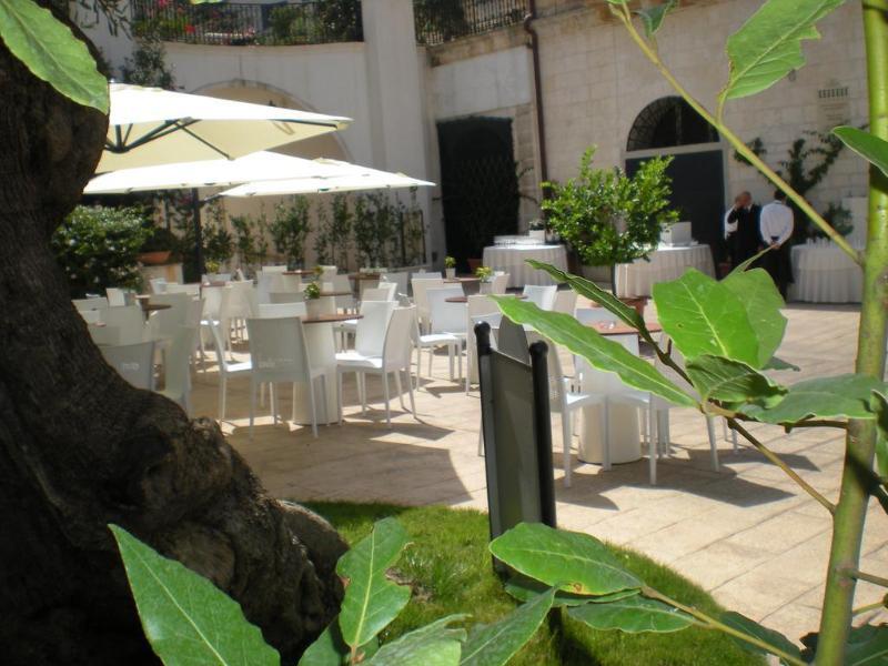 Ostuni Palace - Hotel Bistrot & Spa ภายนอก รูปภาพ