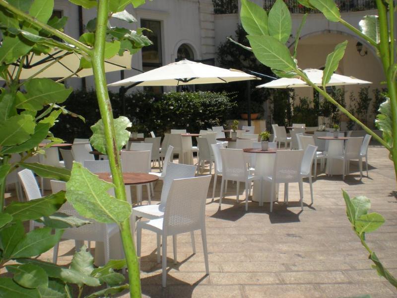 Ostuni Palace - Hotel Bistrot & Spa ภายนอก รูปภาพ